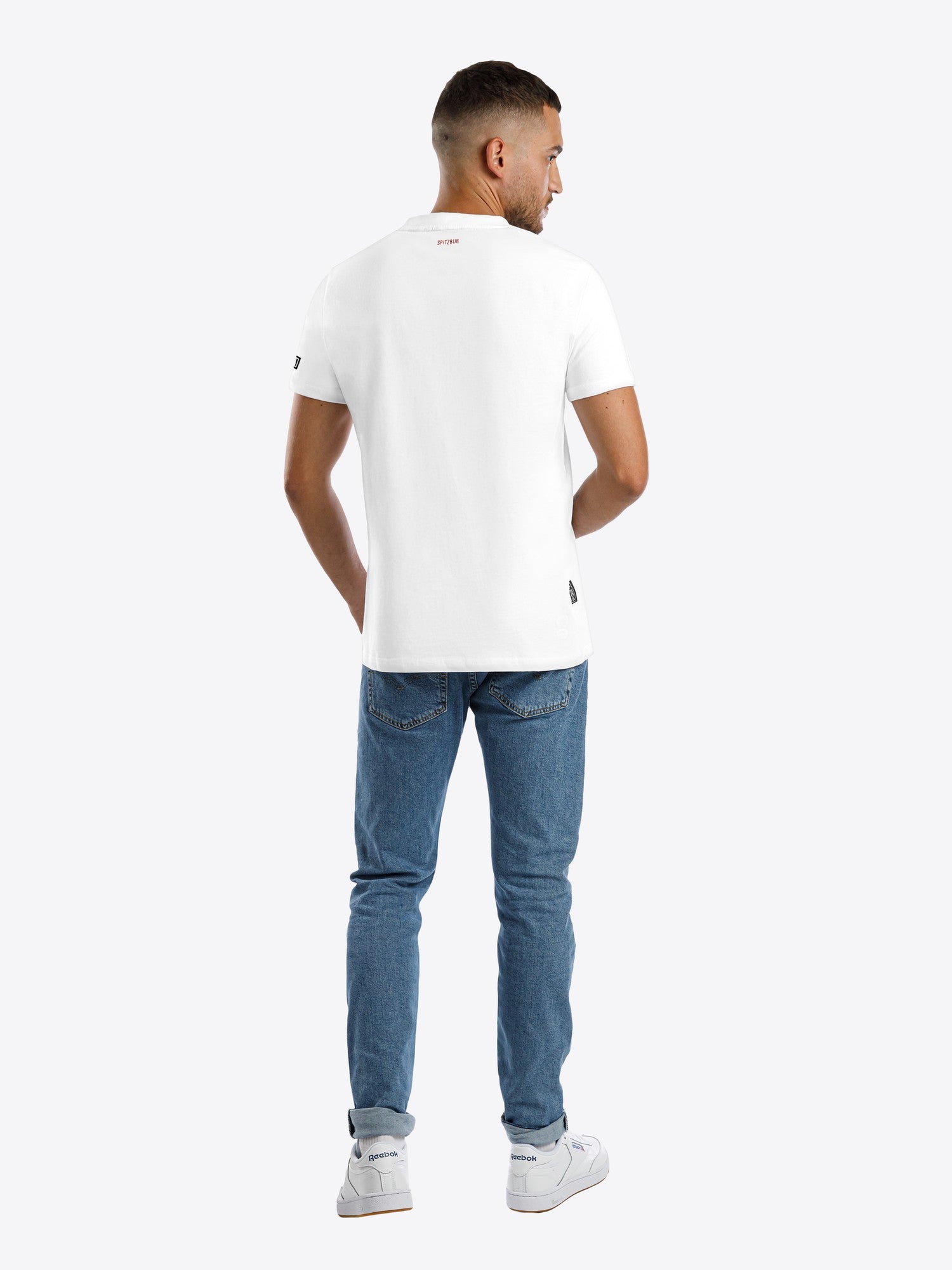 weitere Ansicht des Shirt Karl-Heinz von spitzbub STUDIOS in Weiß
