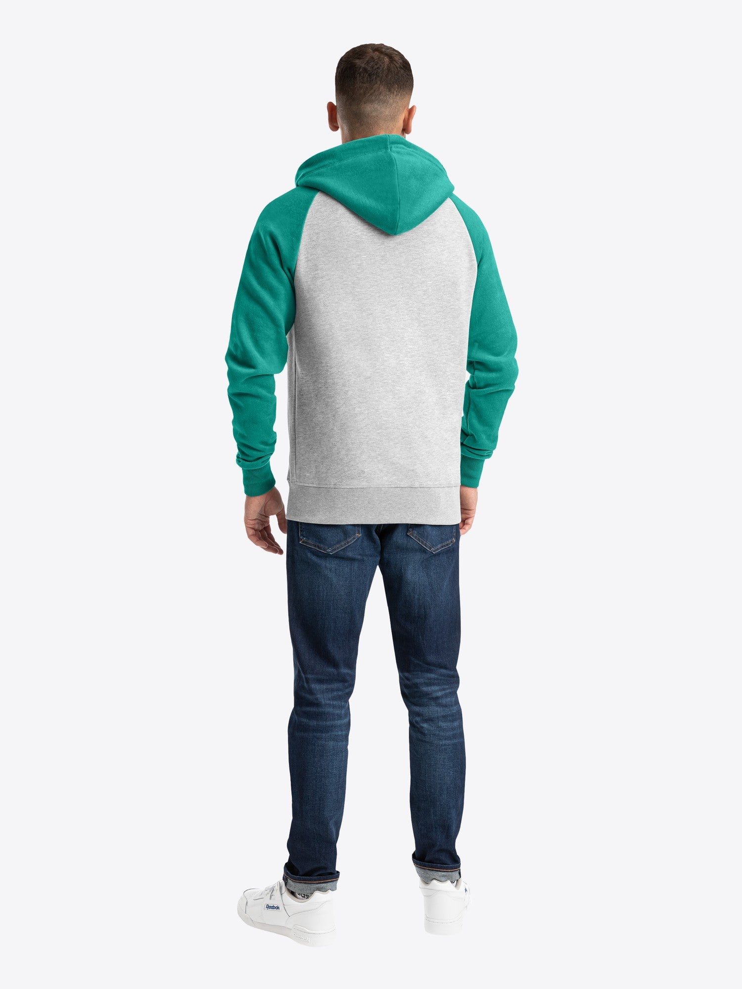 Sweatjacke Oliver in Grau-Grün, weitere Lifestyle-Ansicht des Models