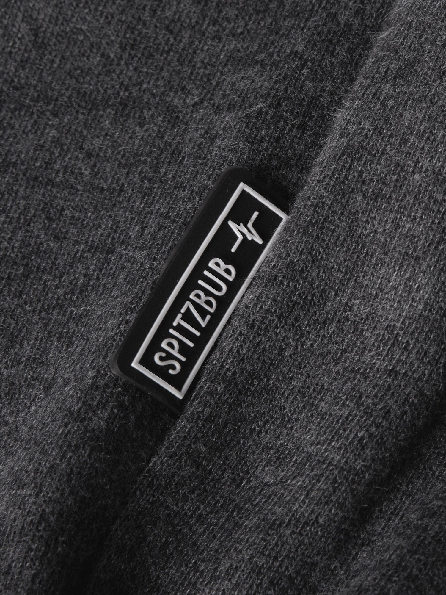 Sweatjacke Uwe in Anthrazit, Detailaufnahme Verarbeitung, Kordel oder Naht