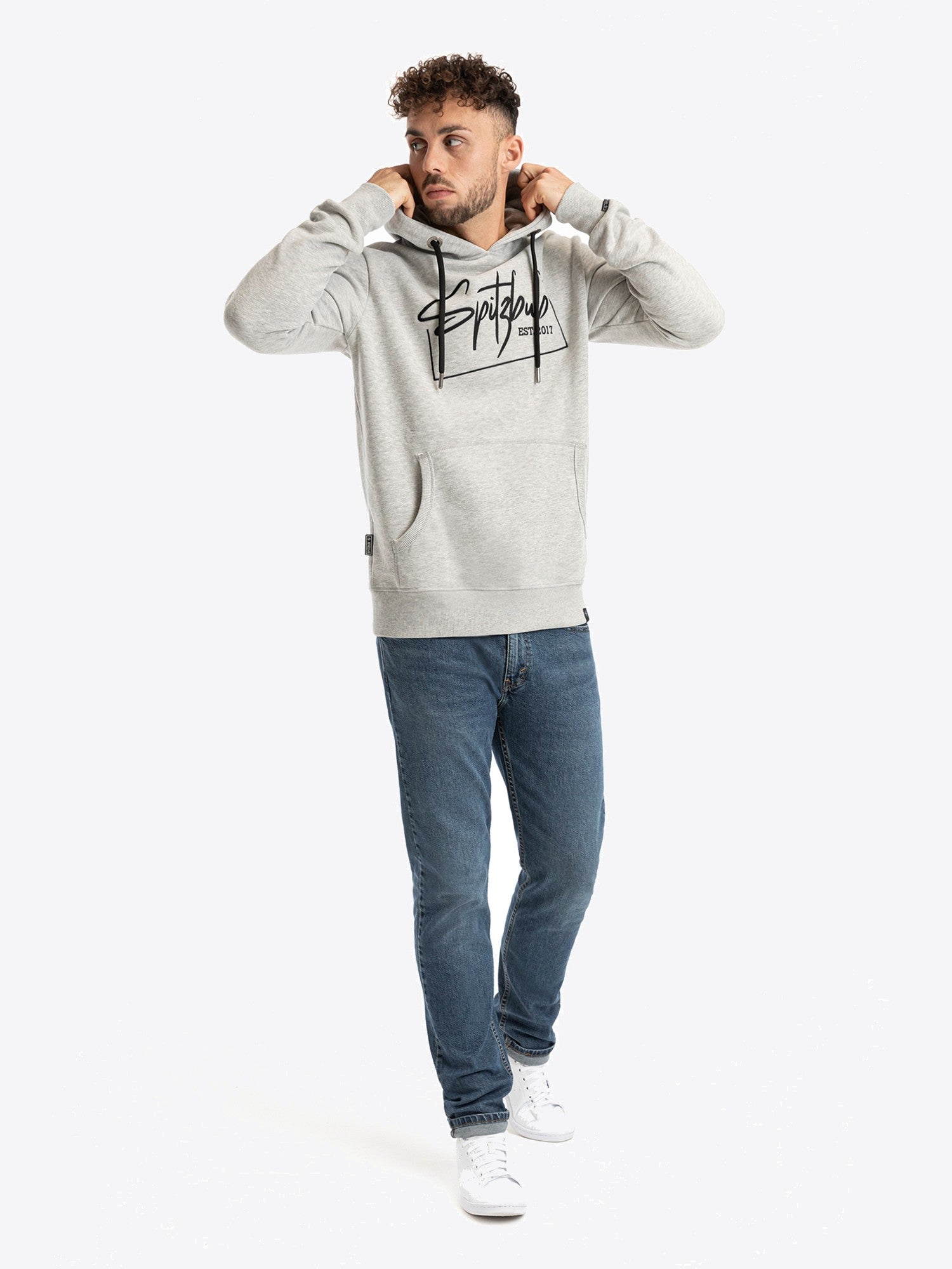Hoodie Otis in Grau, Detailaufnahme Verarbeitung, Kordel oder Naht