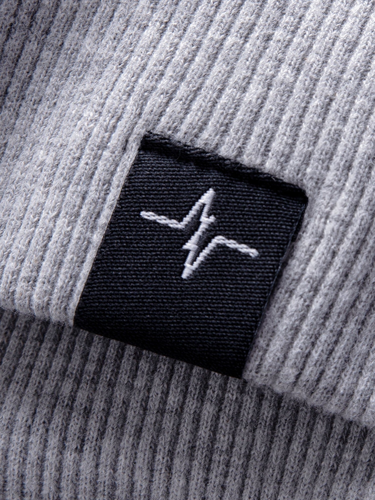 Hoodie Jasper in Grau, Detailaufnahme Verarbeitung, Kordel oder Naht