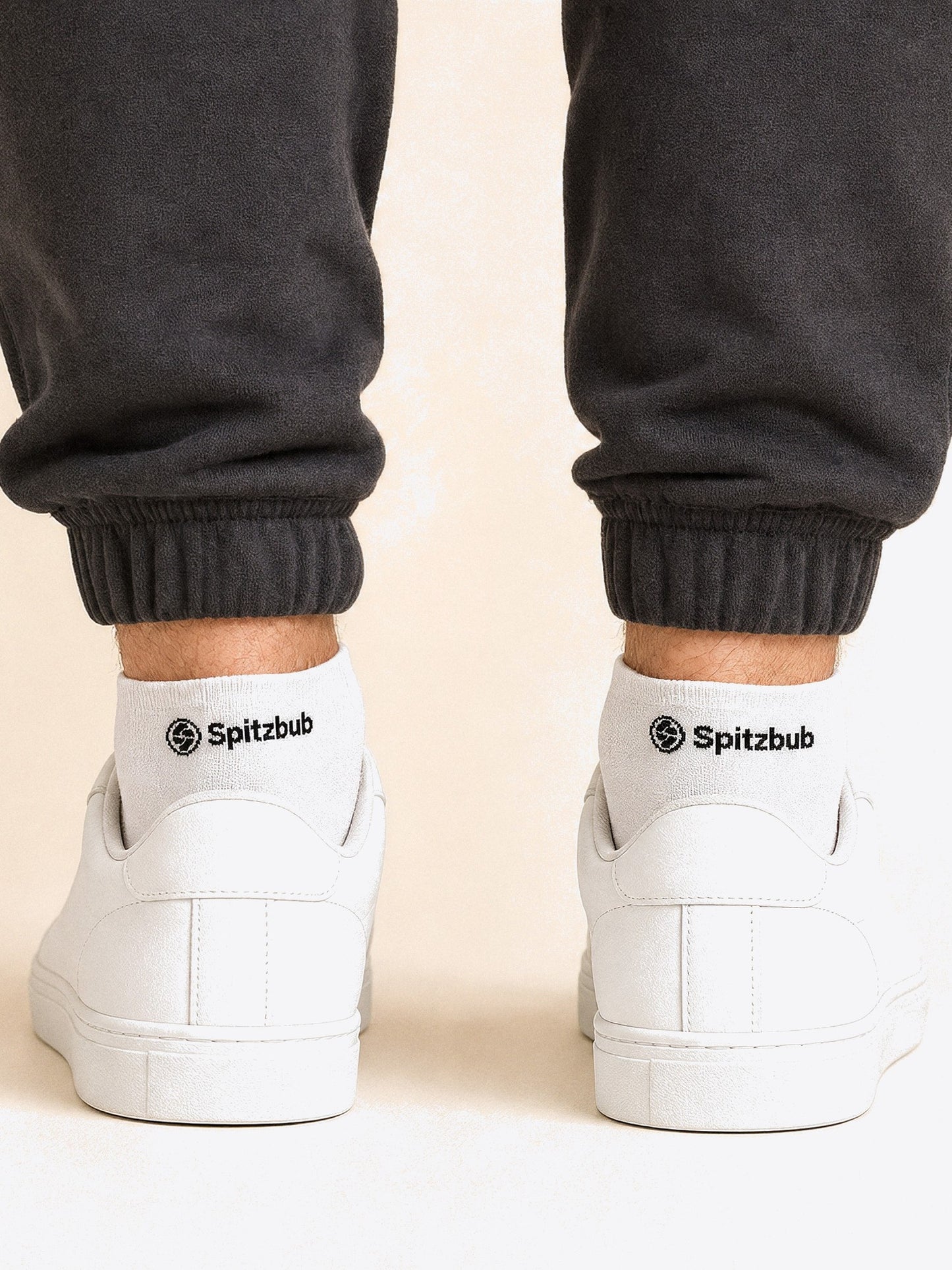 weitere Ansicht des Sockenpaars Quarter Socks Weiss von spitzbub STUDIOS