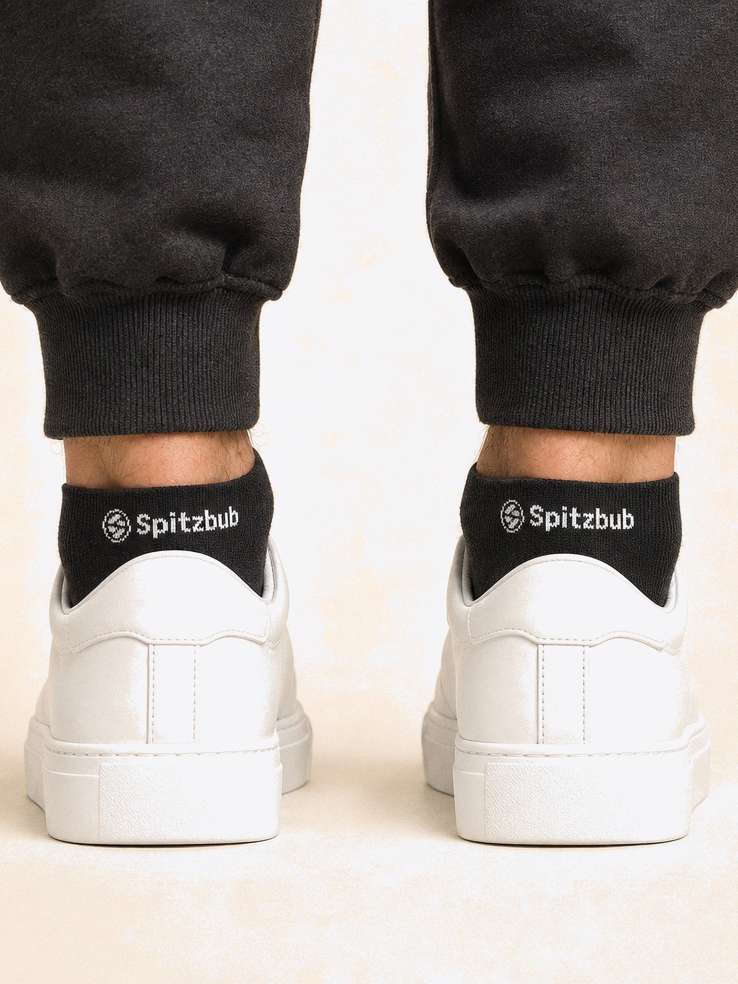 weitere Ansicht des Sockenpaars Quarter Socks Schwarz von spitzbub STUDIOS