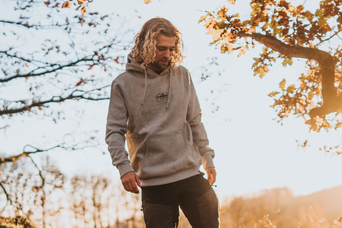 Heavyweight Fabric Hoodie "Jasper" Heavyweight Fabric Hoodie "Jasper"