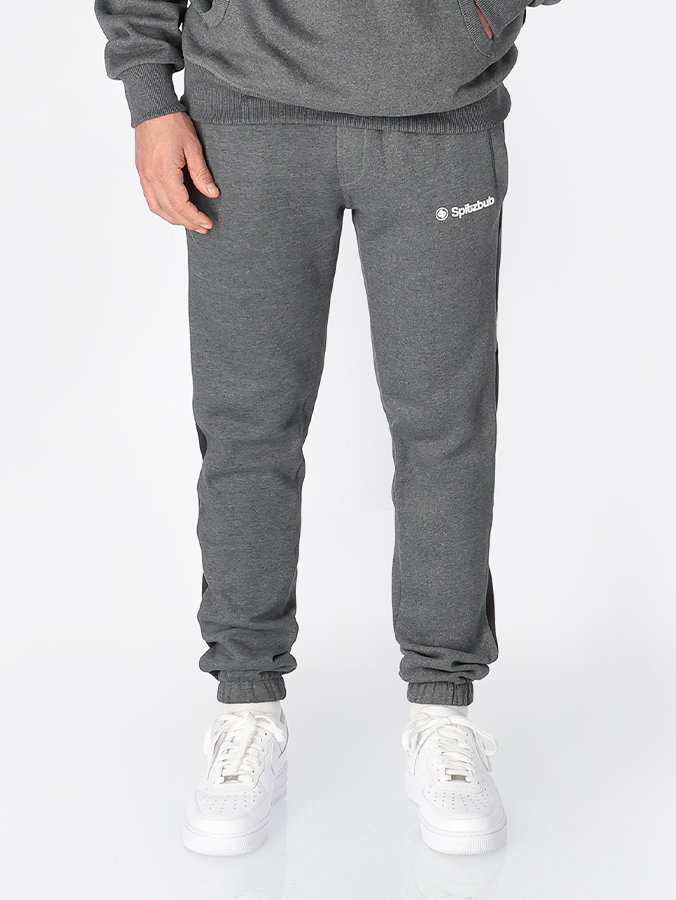 Sweatpants mit doppelter Tasche "Bodo" Sweatpants mit doppelter Tasche "Bodo"