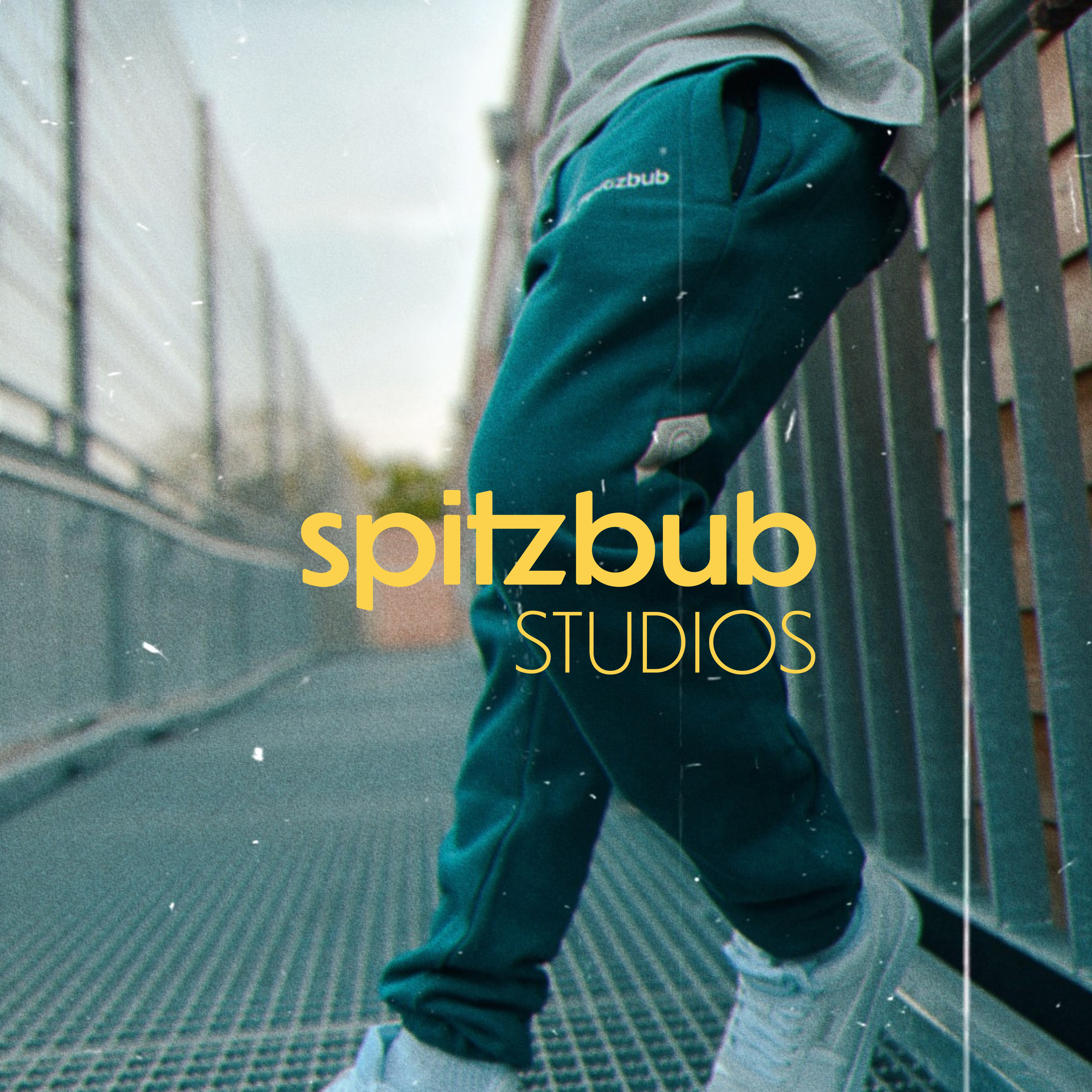 Spitzbub_Studio_Sweatpants_Banner