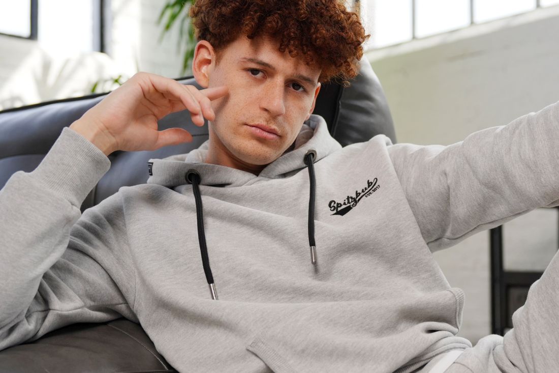 Heavyweight Fabric Hoodie "Philipp" Heavyweight Fabric Hoodie "Philipp"