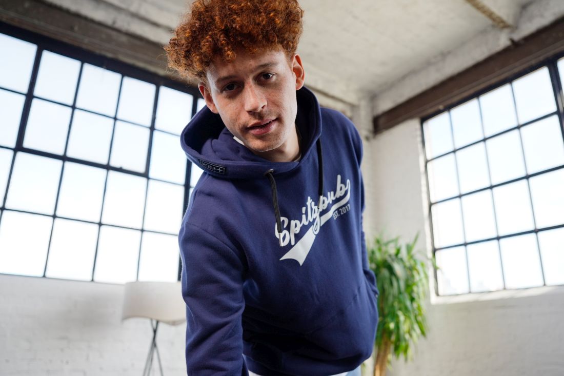 Heavyweight Fabric Hoodie "Dietrich" Heavyweight Fabric Hoodie "Dietrich"